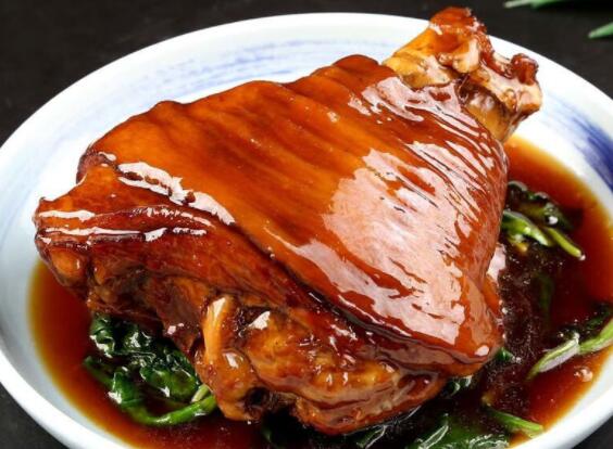 如何制作美味的猪肘子（猪肘子怎么做最好吃）