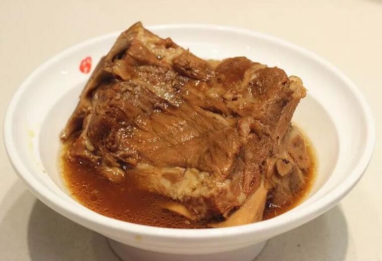 猪胫骨怎么做好吃（猪胫骨怎么炖）