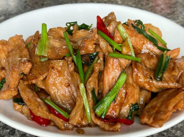 猪脖子肉怎么做好吃（猪脖子肉真的不能吃吗）