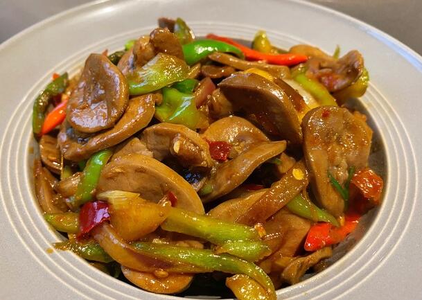 猪腰子怎么炒才好吃（猪腰子怎么炒好吃又嫩无腥味）