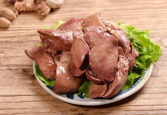 宝宝吃鸡肝的营养价值（如何给宝宝食用鸡肝）