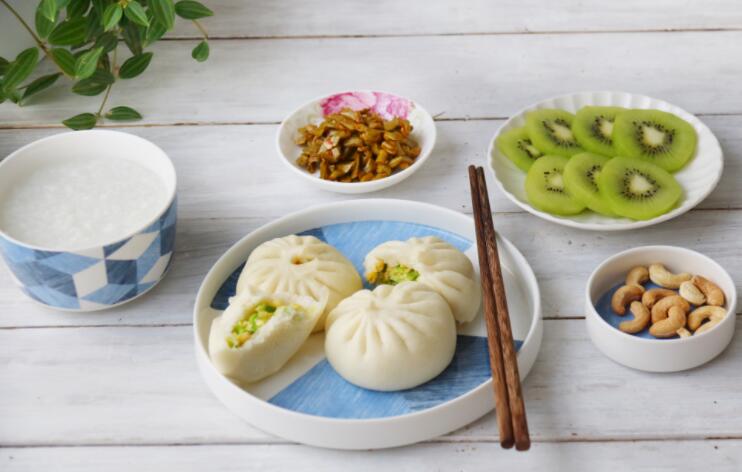 吃营养早餐的说说（营养早餐的说说朋友圈）