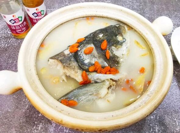大头鱼汤的营养价值（鱼头汤怎么做又浓又白）