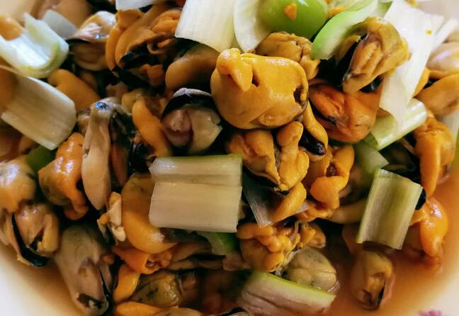 淡菜和蚝干那个营养好（淡菜和蚝干哪个好吃）