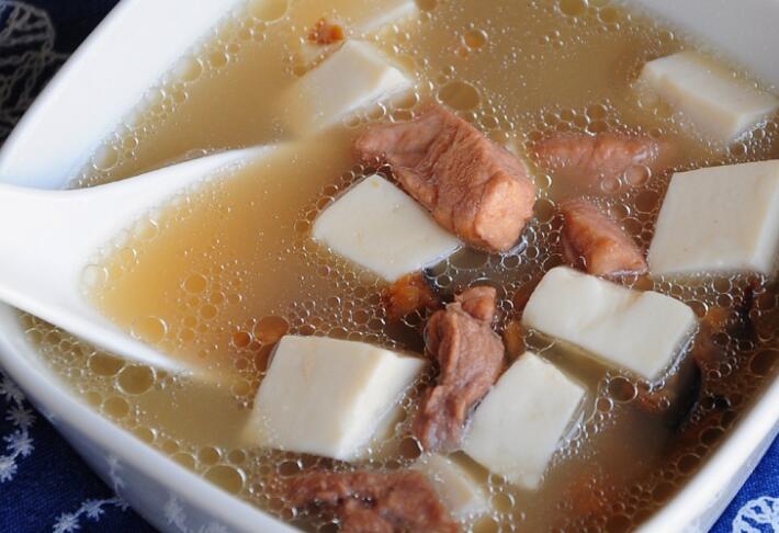 豆腐的主要营养成分有哪些（豆腐是一种传统的中国食品）