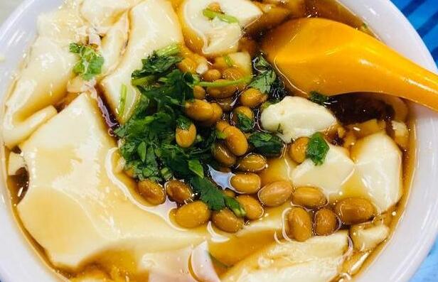 豆腐脑和豆浆哪个营养高（豆腐脑和豆浆哪个更有营养）