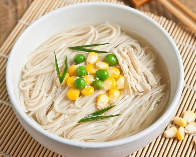 超市买的挂面有营养吗（超市卖的挂面可以长期食用吗）