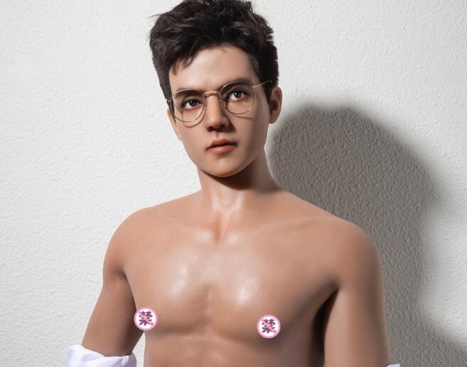 女性成人用品仿真该如何涂色（女性成人用品仿真怎么涂色）