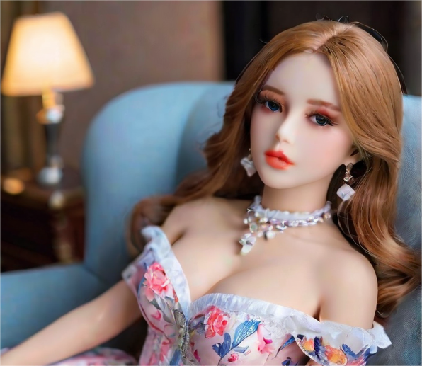 女人有用的充气娃娃（女用充气娃娃多少钱）