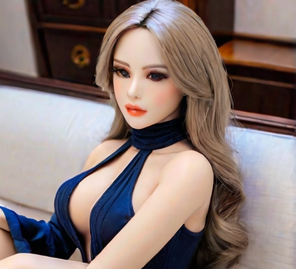 关于使用充气男娃娃的女性经验分享