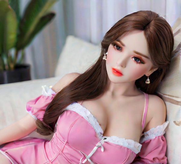 有女人用充气娃娃（女用充气娃娃多少钱）
