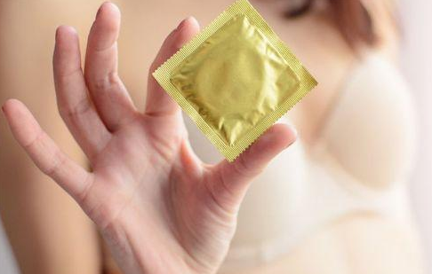 男性避孕套使用方法 避孕套怎么使用才正确