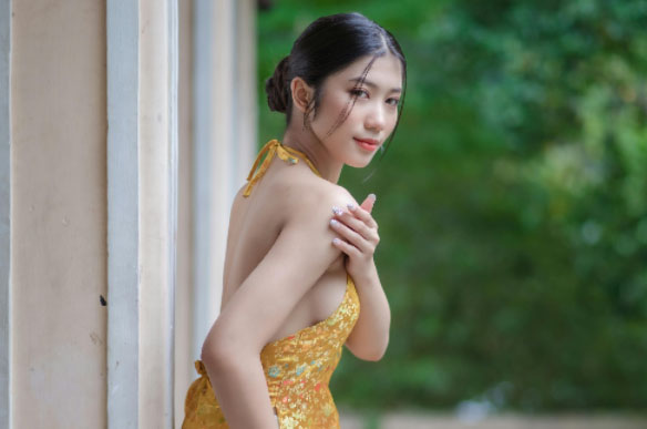 情趣内衣女诱惑透视免脱：性感透视内衣独具魅力，诱惑无限