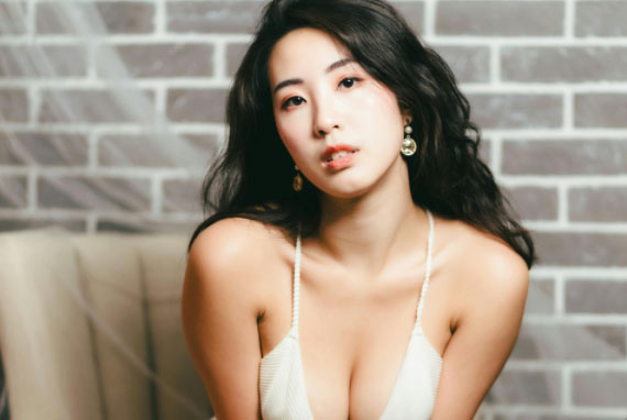 情趣内衣女诱惑大码：性感内衣女性迷人特大号