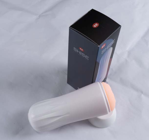 男用自动飞机杯感受：男性体验智能飞机杯