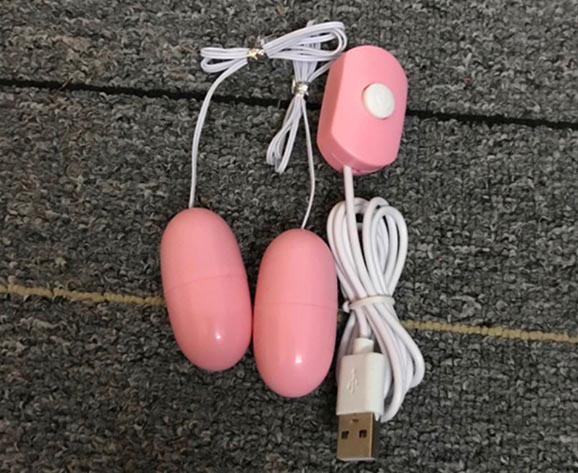 情趣房玩具的使用方法：情趣房玩具的正确操作技巧