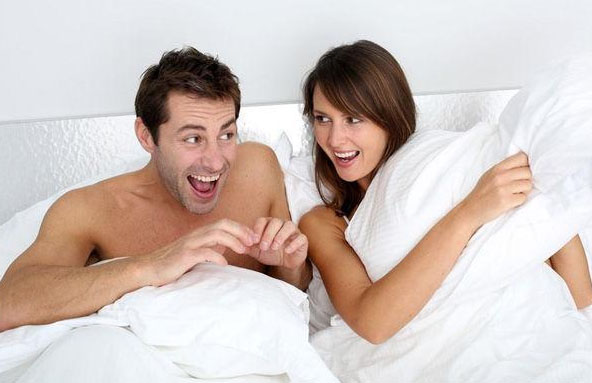 性生活增进夫妻感情：夫妻情感进一步，性爱密技大揭秘