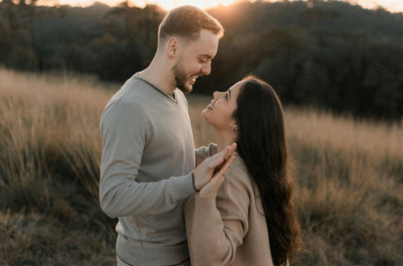 怎么维系夫妻感情：如何保持夫妻之间的亲密关系与感情稳定