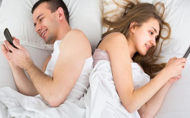 夫妻趣事图片：夫妻搞笑瞬间，笑到捧腹！