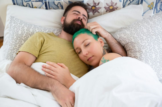 夫妻私密交流：夫妻情感沟通的秘密技巧