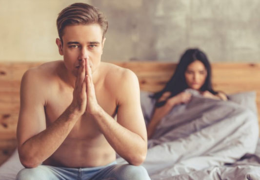 夫妻同房的正确姿势图：夫妻性爱指南，一图教你正确的床上姿势