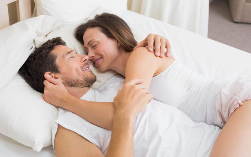 夫妻作爱过程 图片：夫妻亲密时刻揭秘 相互享受的秘密情趣