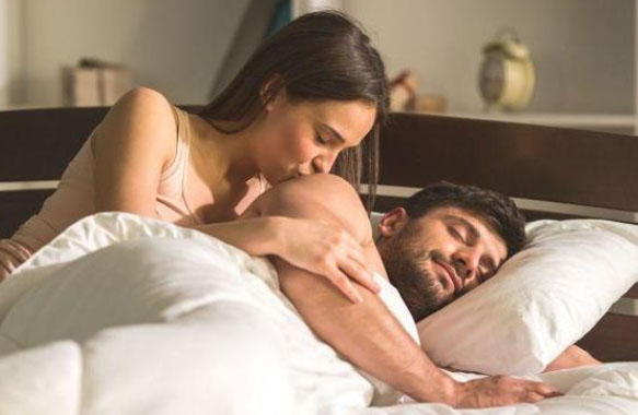 夫妻性生活多长时间最好：夫妻性爱时长研究揭秘 关键曝光