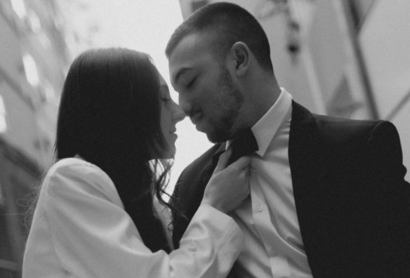 夫妻性生活时女人温柔：夫妻共浴恩爱相随