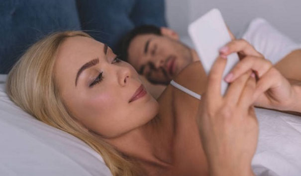 私处被摸什么感觉:摸过私处后,女性的真实感受 私处被摸什么感觉:摸过私处后,女性的真实感受