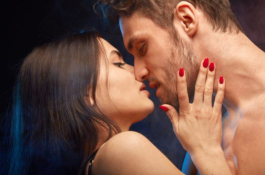 性生活时老婆睡觉：享受性生活又怎能忽略老婆的需求
