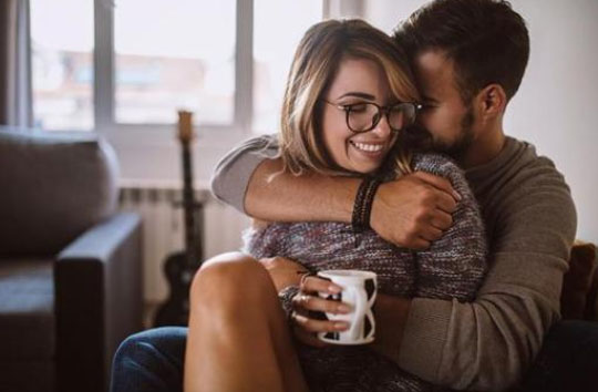 老婆给我带了绿帽：妻子的背叛让我陷入绝望，爱与信任的考验如何面对？