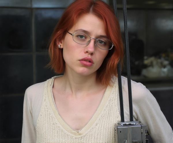嘴小的女人婚姻好不好：小嘴女人的婚姻秘密，幸福的真实秘诀揭晓