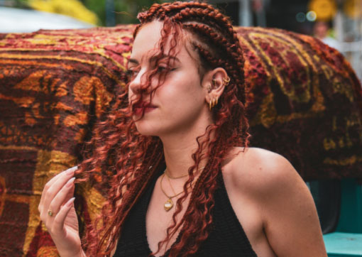 巨蟹座女生幸运水晶：揭开巨蟹座女生的秘密，她们的幸运水晶大揭秘
