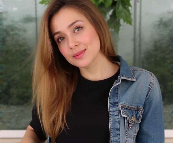 美女生肖打一肖：生肖美女揭秘，她们的魅力与运势竟然如此息息相关！