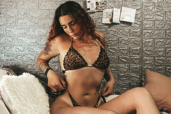 摩羯座女生开玩笑：摩羯座女生的幽默密码，揭开她们的搞笑秘密！
