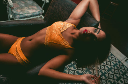 摩羯座女生1月：摩羯座女生1月运势揭秘，爱情与事业双丰收！