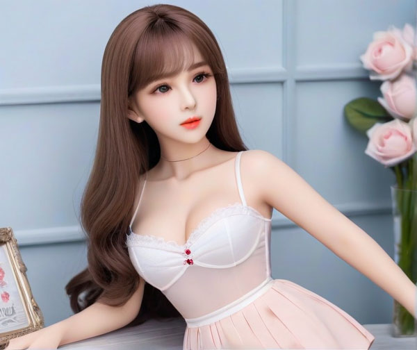 女生戴银手镯意义：佩戴银手镯的神秘寓意揭秘，女生们不可不知的魅力象征
