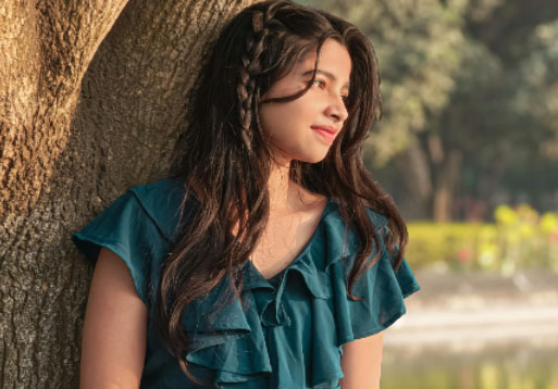 女生右手断掌好吗：女生右手断掌，生活会发生怎样的改变？揭秘背后的故事！