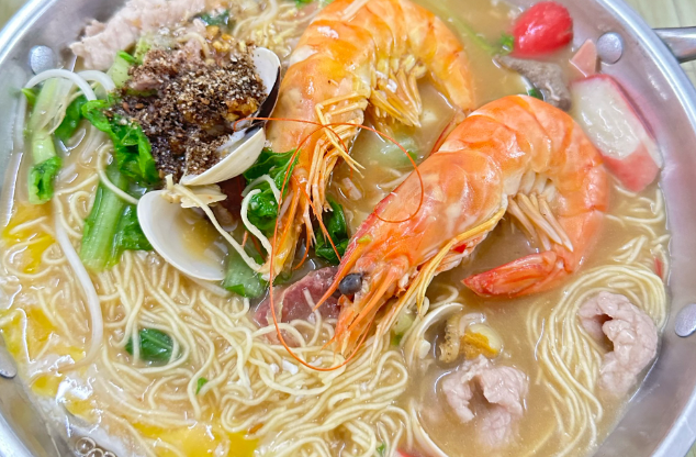 海鲜面腥味重？学会这3招，汤鲜味美无腥味！