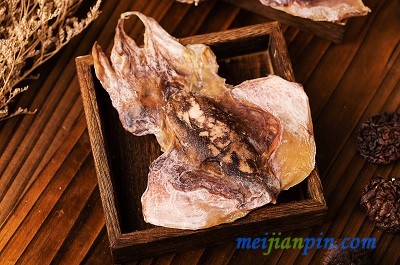image 海蛤墨鱼汤