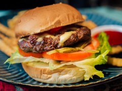 胆固醇高少吃10类食物 忌口食物一览表