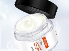 六胜肽抗皱水光面霜怎么使用 水光面霜的正确使用方式