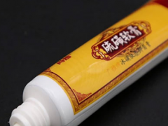 用硫磺软膏洗头的作用与功效 这些问题使用效果好
