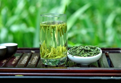  山密草茶