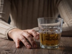 教你一个戒酒的好方法 戒酒的3个有效偏方