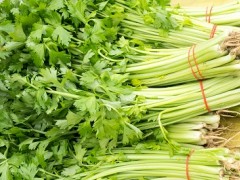 降尿酸吃什么食物 降尿酸的8种食物