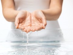 皮肤衰老的原因是什么 三大主要因素影响