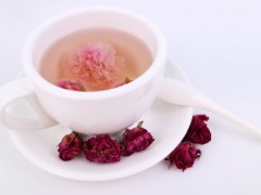 喝玫瑰花茶的好处 4个好处美容安神