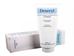 法国dexeryl万能霜和三豆牛乳果哪个保湿好
