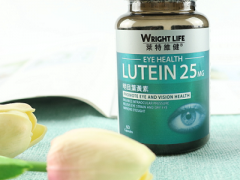 眼睛近视吃叶黄素能提高视力吗 叶黄素可有效提升视力